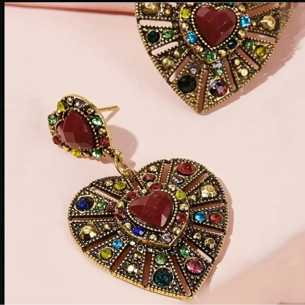 Heart earrings gemstone. New. Nonsmoking home